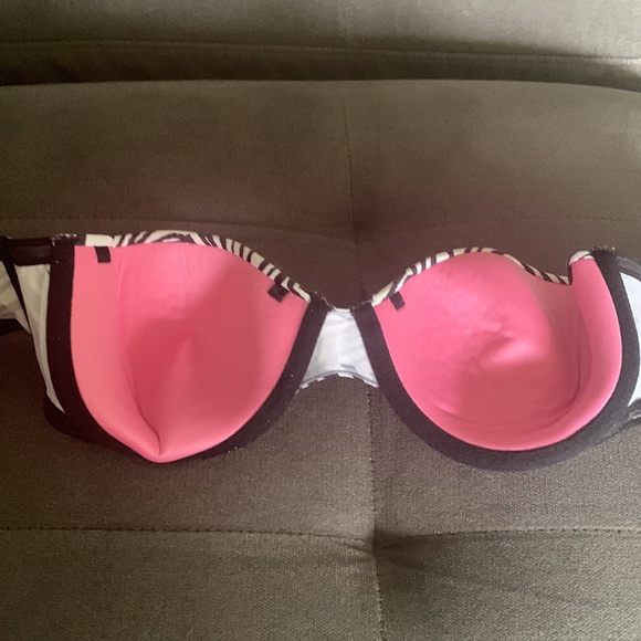 Zebra print Victoria Secret PINK strapless bra - Picture 3 of 4